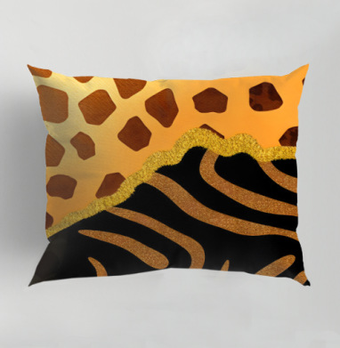 Golden animal print / Золотой анималистичный паттерн зебры и жирафа, Подушка декоративная 50х70 см