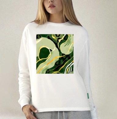Золотые изгибы на зеленом анималистичном фоне / Golden curves on green animal background, Футболка лонгслив женская белая