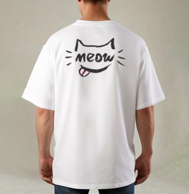Игривый кот с надписью meow и высунутым язычком, Футболка / Мужская / Оверсайз / С принтом на спине