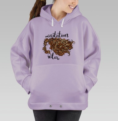 Красивая девушка с длинными волнистыми волосами, медитирует, релакс., Hoodie Oversize Fiolet